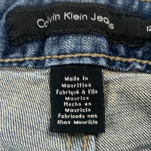 Women’s Calvin Klein Jeans.  Lean Bootcut Size 12.  Pre-Owned. - Picture 2 of 5